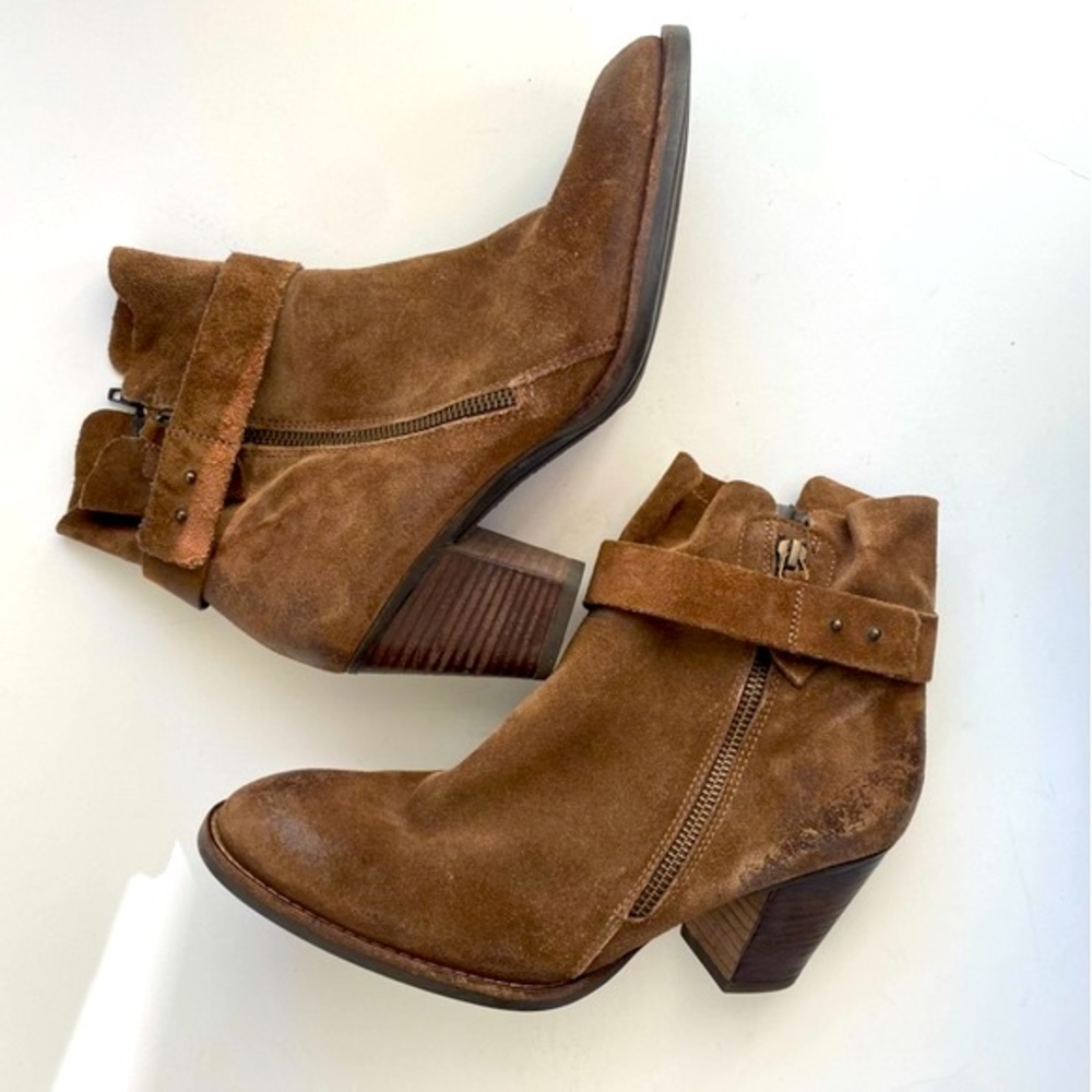 Paul Green Dallas Ankle Bootie In Earth Brown Suede - Size 8